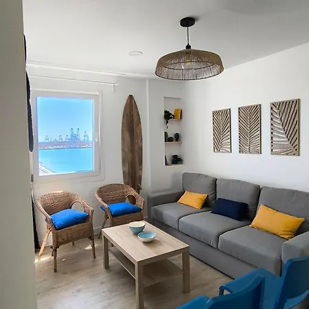 Apartment 10 Floor, 10 People, 10 Views